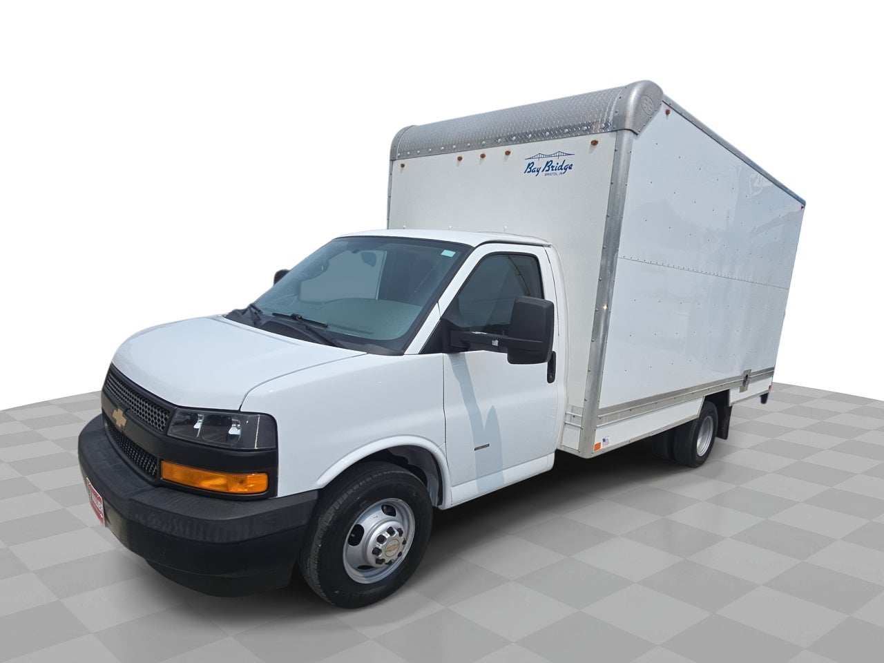2018 Chevrolet Express Cutaway 3500 Work Van in Summit White — front three-quarter view